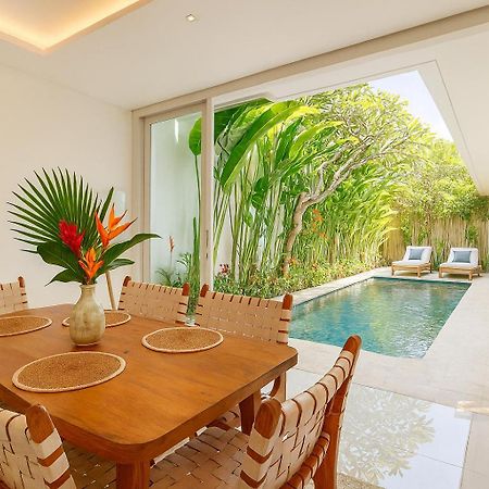 Villa Vana, Sitara Villa Group 塞米亚克 外观 照片