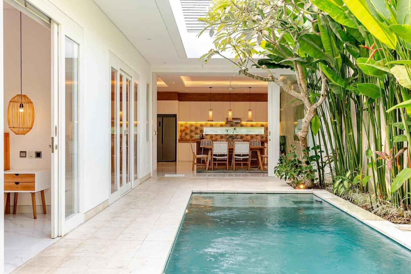 Villa Vana, Sitara Villa Group 塞米亚克 外观 照片